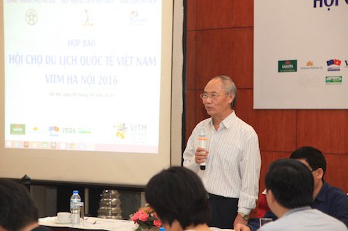 Phó Chủ tịch Hiệp hội Du lịch Việt Nam Vũ Thế Bình phát biểu tại họp báo